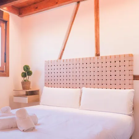 Casas De Trastamara By Ap Toledo